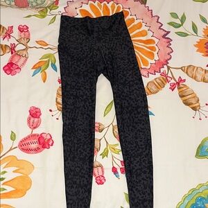 Old Navy Dark Gray Animal Print Leggings